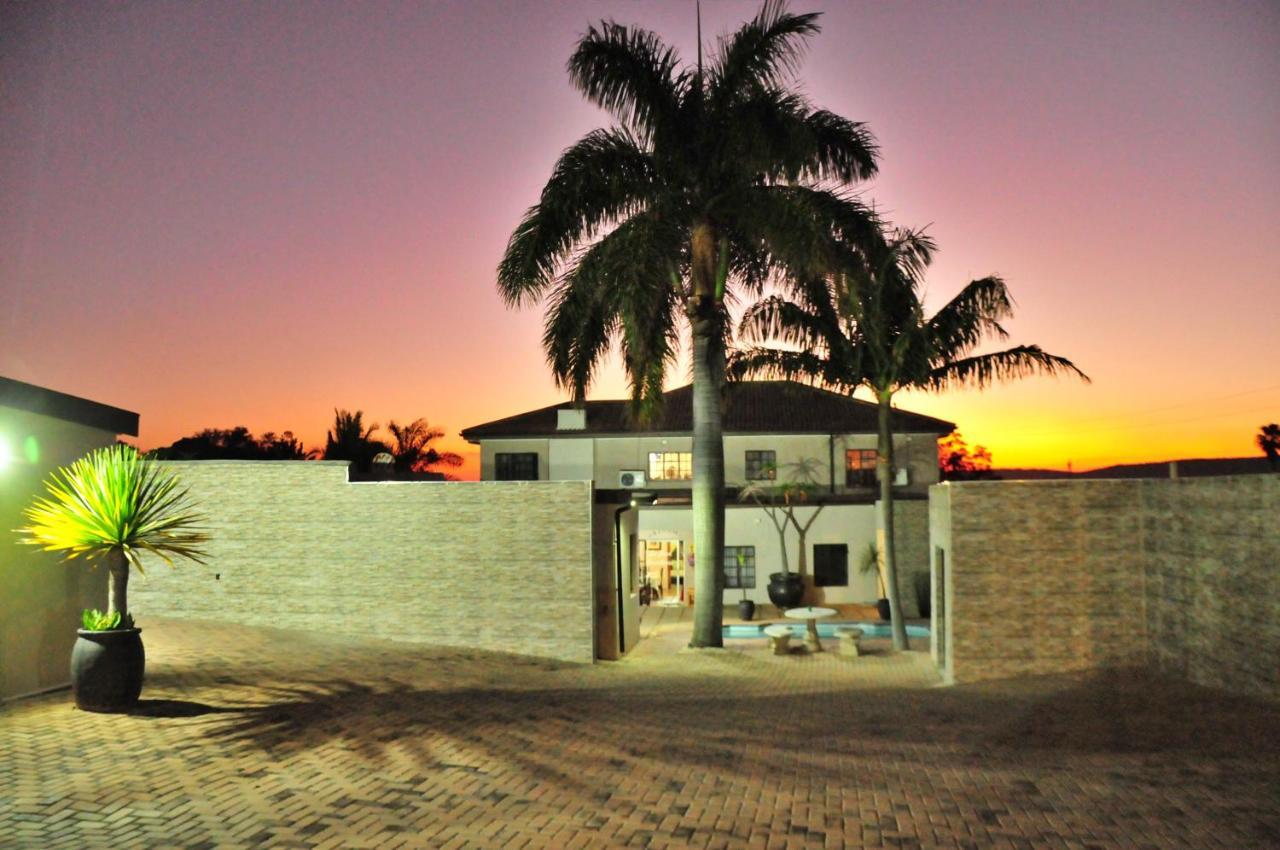 Mi Casa Guest House Uitenhage Экстерьер фото