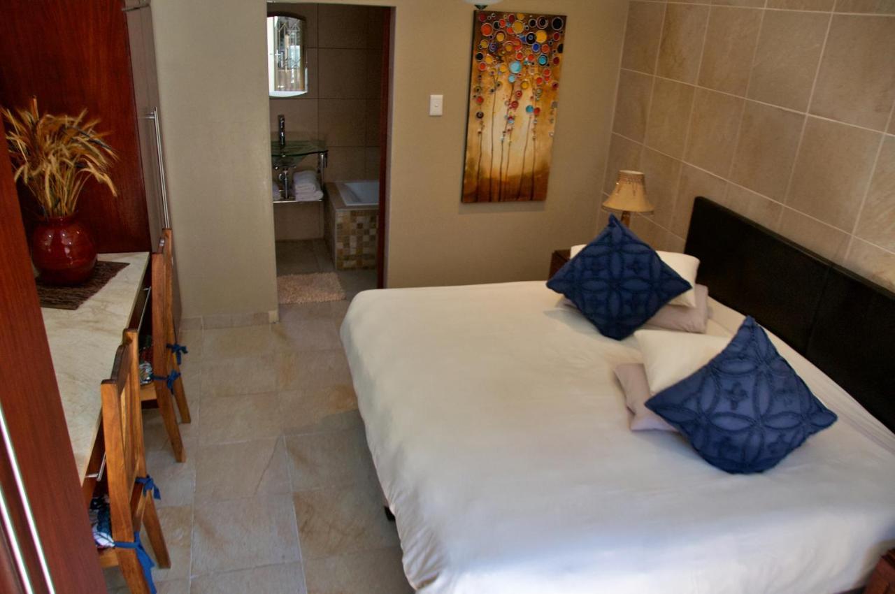 Mi Casa Guest House Uitenhage Экстерьер фото