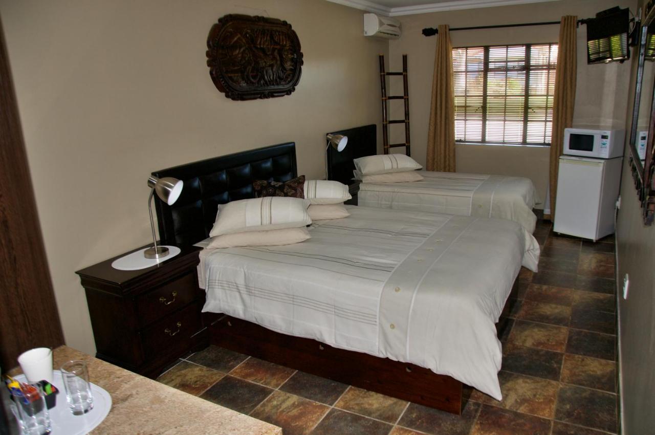 Mi Casa Guest House Uitenhage Экстерьер фото