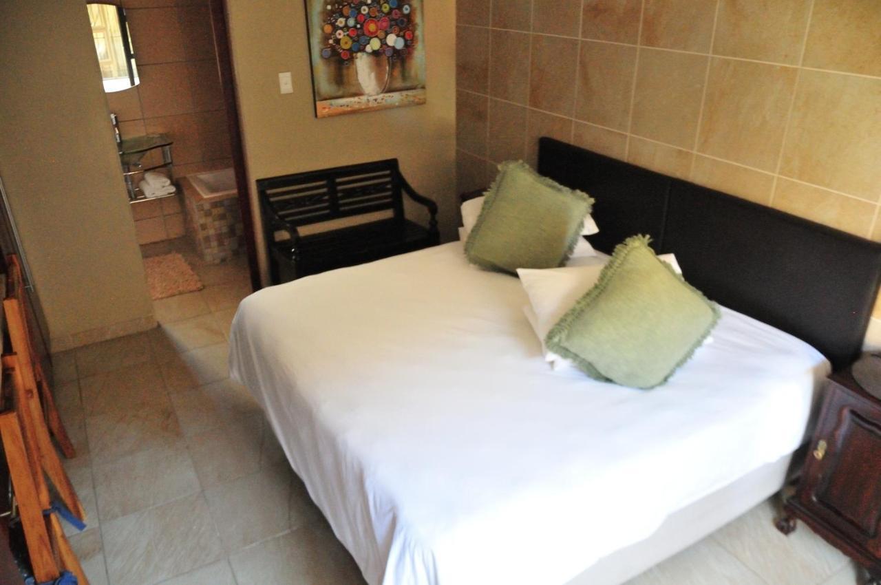 Mi Casa Guest House Uitenhage Экстерьер фото
