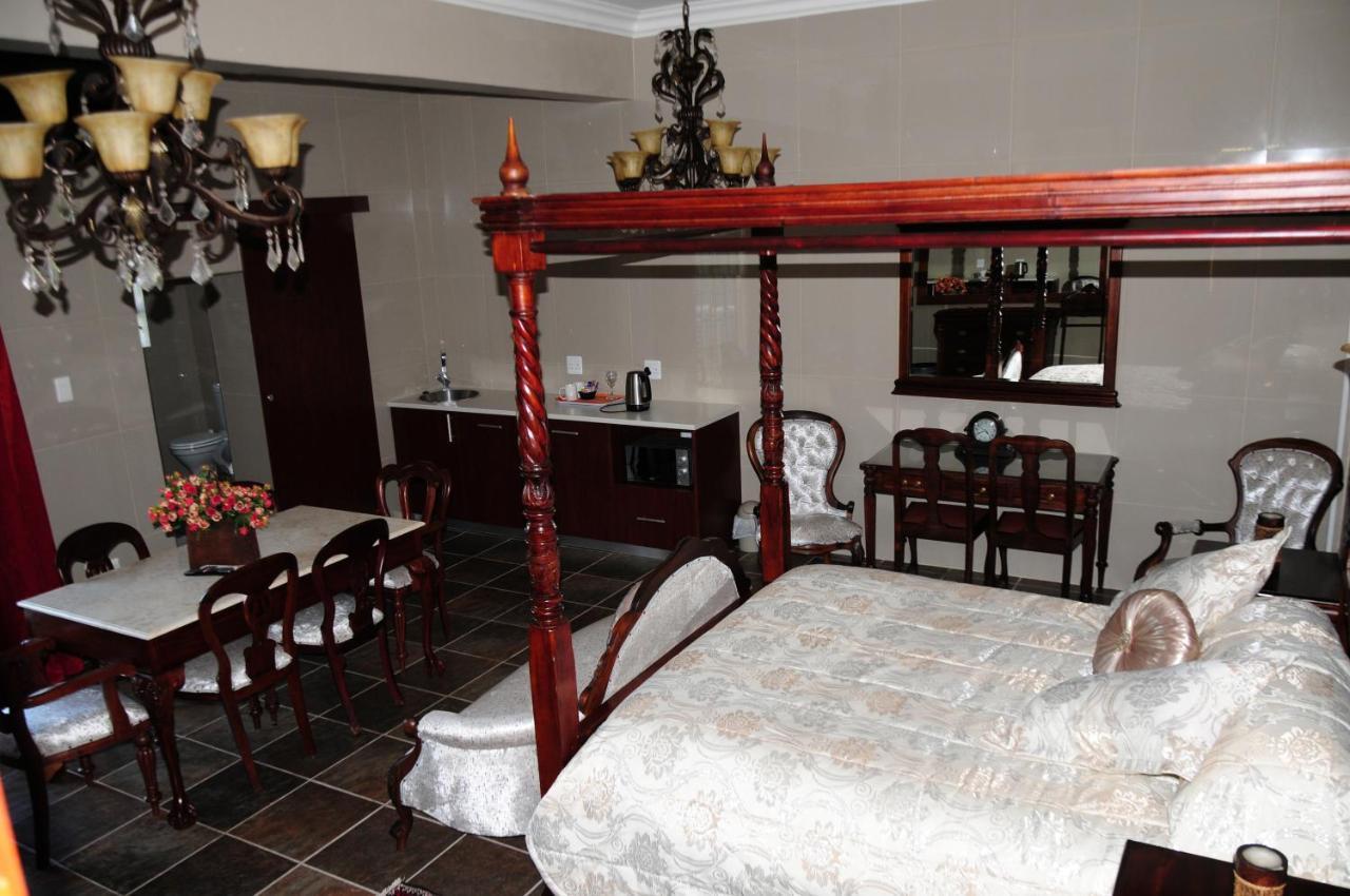 Mi Casa Guest House Uitenhage Экстерьер фото